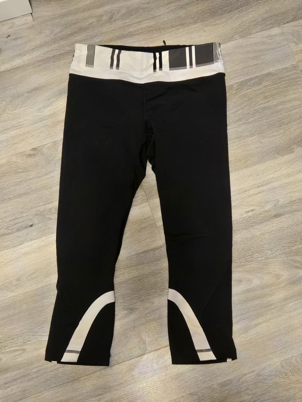 Lululemon Cropped Leggings